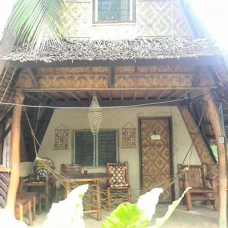 Bananaland Cottages Tawala  Buitenkant foto